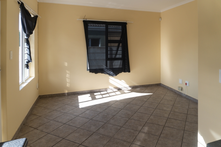 2 Bedroom Property for Sale in Sunset Glen Western Cape